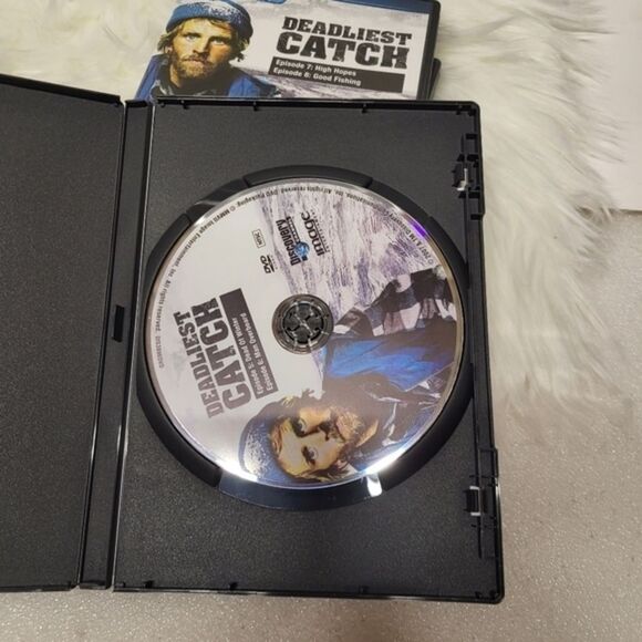 Deadliest Catch First‎ Season DVD Bundle - Picture 8 of 9